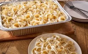 Olive Garden Menu with Prices 2025 144 Fettuccine Alfredo (Serves 4 – 6)